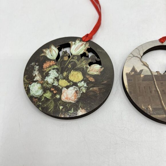 Amsterdam Castle Muiderslot 3 Wooden Ornaments Boxed *Missing 4th ornament 2.75" - Picture 5 of 11